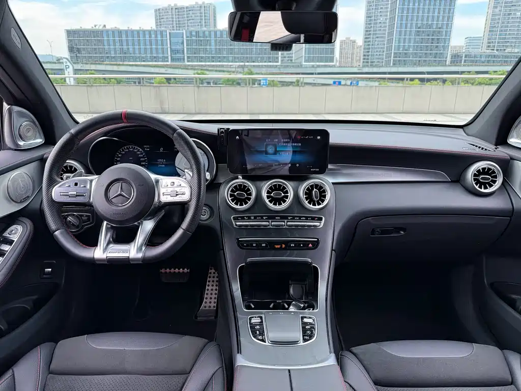 Mercedes-Benz GLC A MG 2022 AMG GLC 43 4MATIC