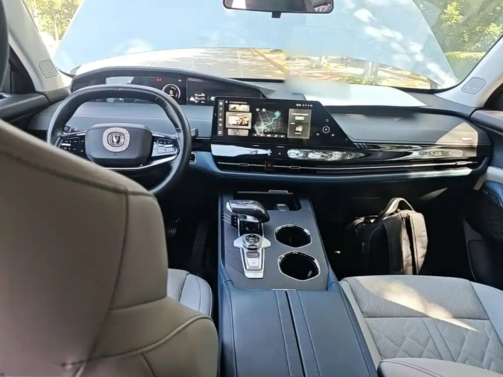 Changan UNI-K iDD — миниатюра 10