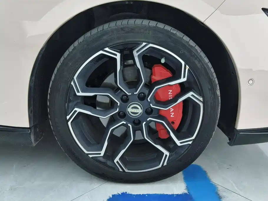 Nissan N7 — миниатюра 6