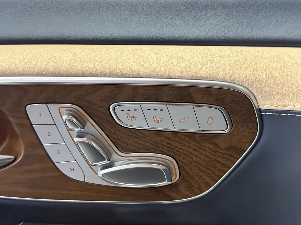 CARD RISE CARD UPGRADE V CLASS