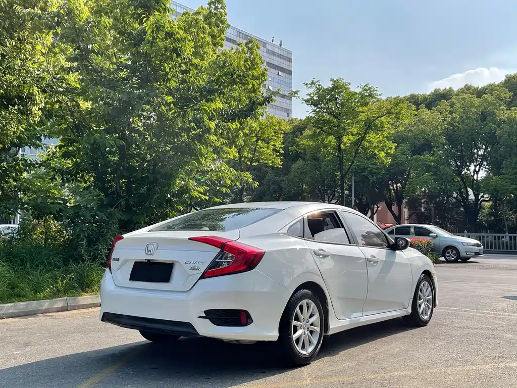 Honda Civic 2016 180TURBO CVT Comfort