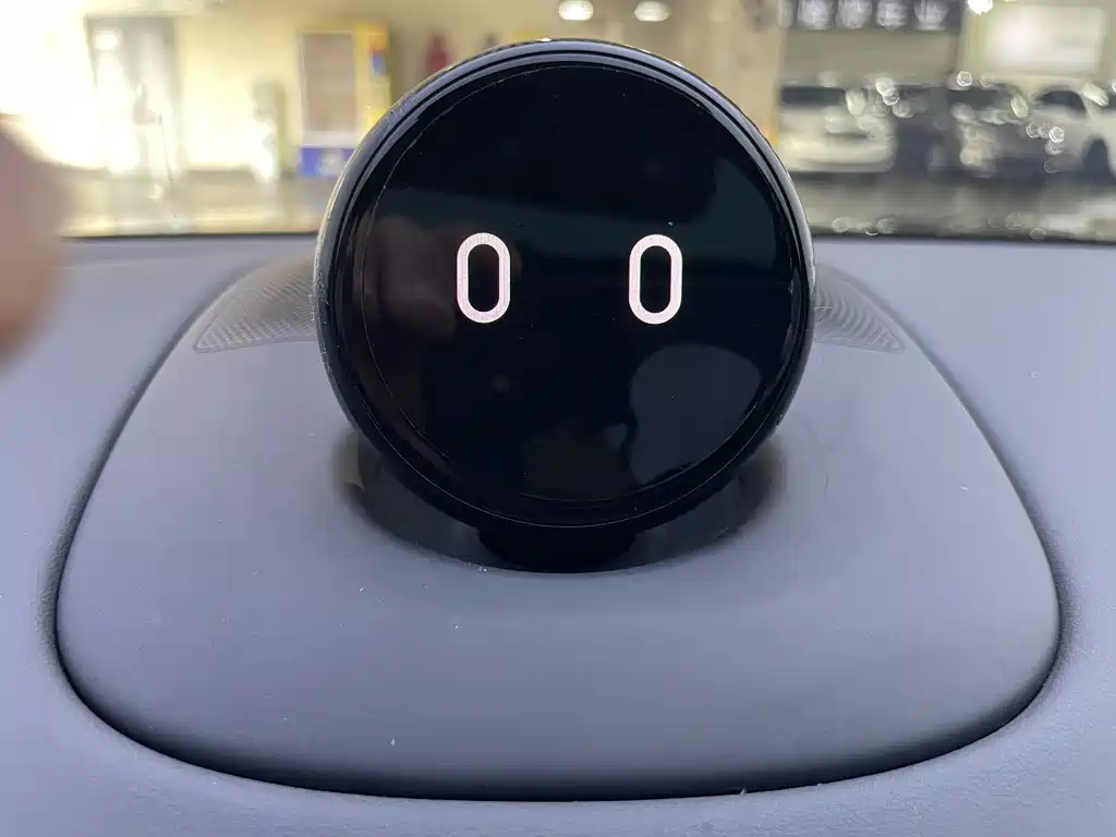 NIO ES8 — миниатюра 9
