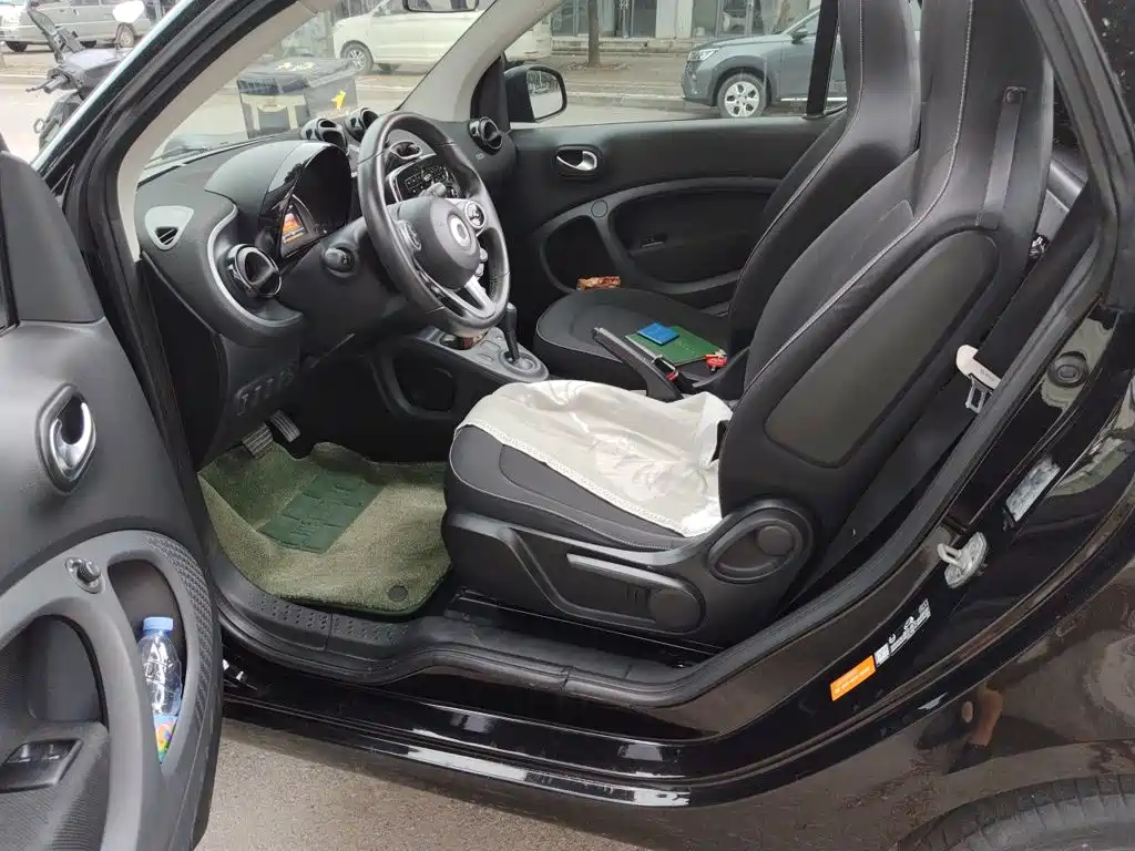 smart Smart Fortwo — миниатюра 14