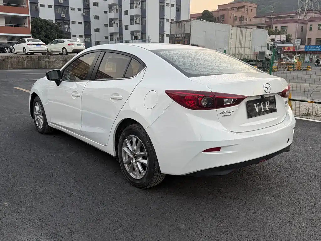 MAZDA 3 ANGKESAILA