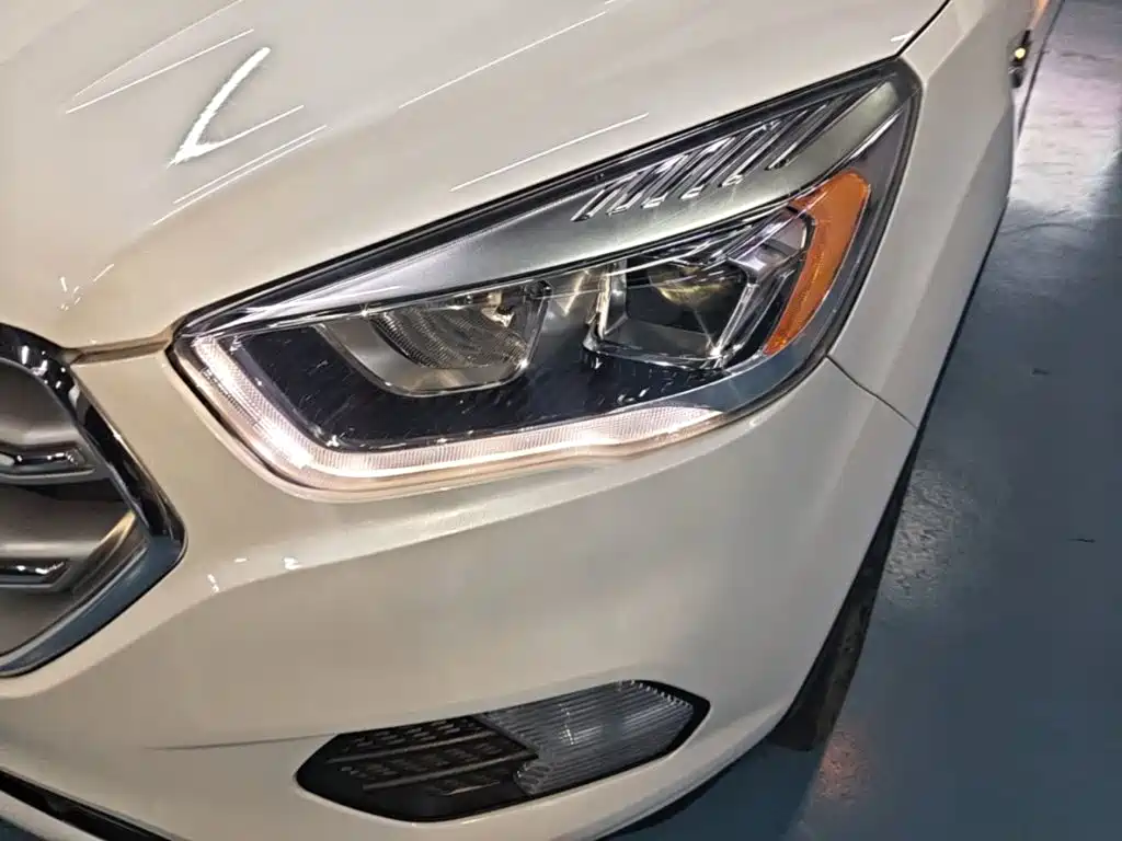 Ford Kuga — миниатюра 24