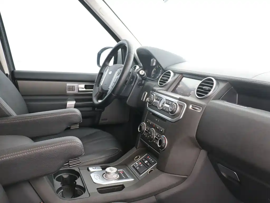 Land Rover Discovery — миниатюра 8
