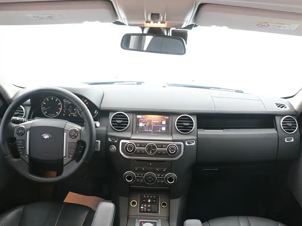 Land Rover Discovery — миниатюра 20