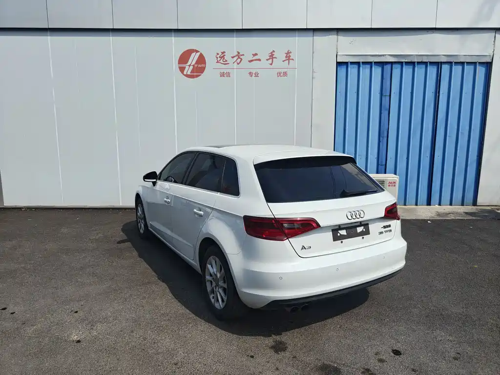 Audi A3 2014 Sportback 35 TFSI AT Fashion