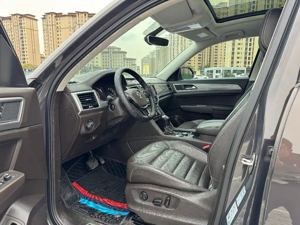 Volkswagen Teramont — миниатюра 4