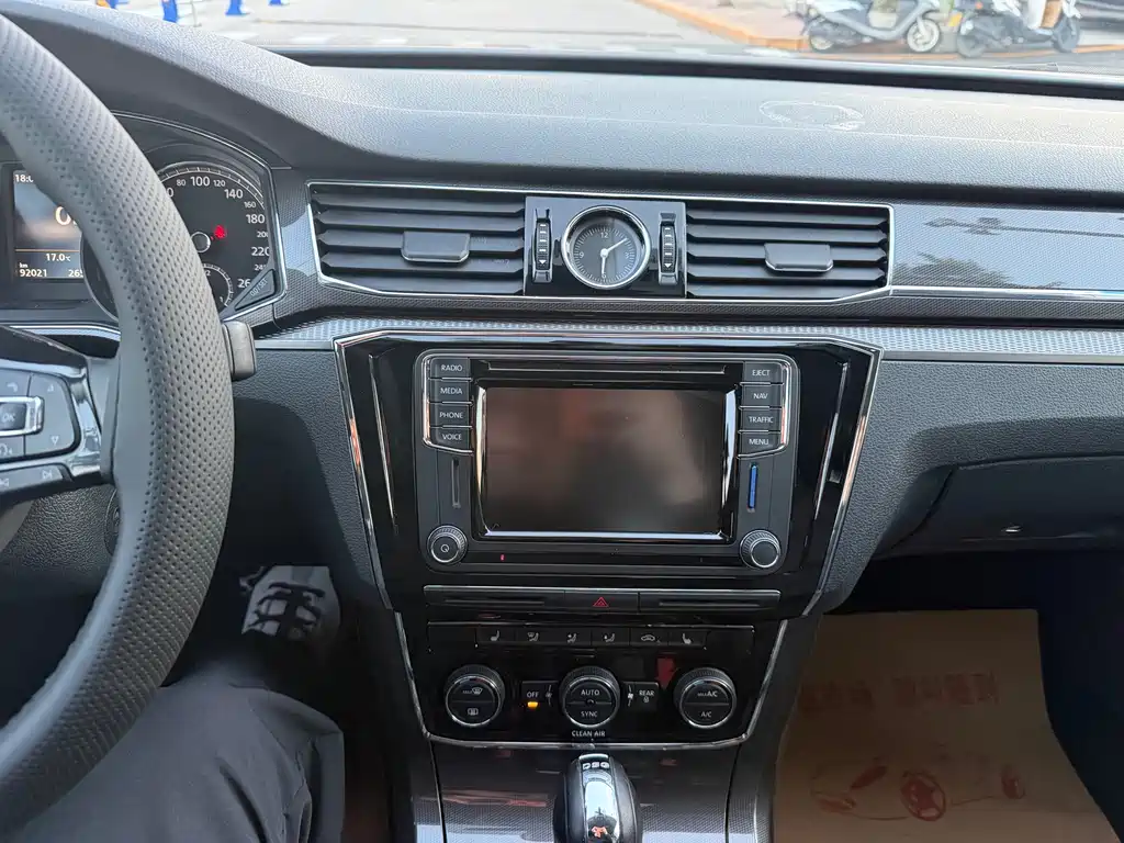 Volkswagen Passat — миниатюра 15