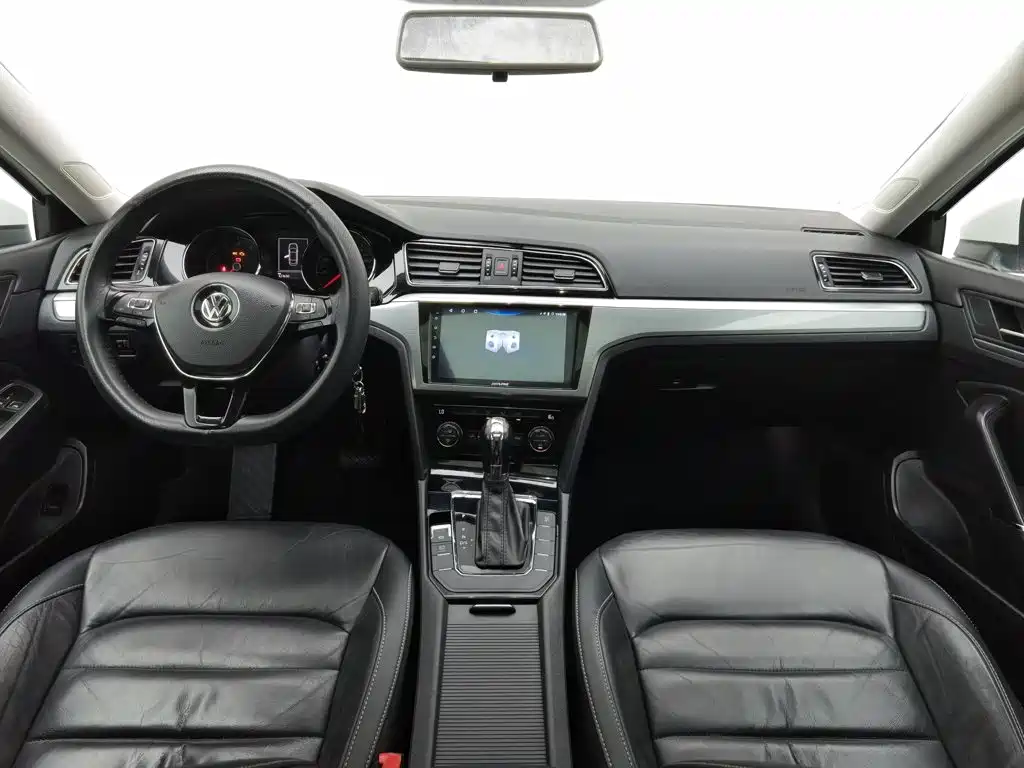 Volkswagen Lamando — миниатюра 5