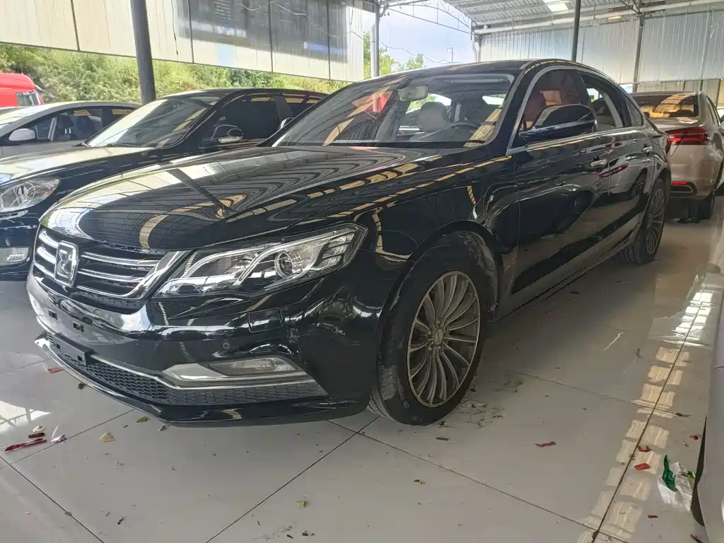 ZOTYE  Z700