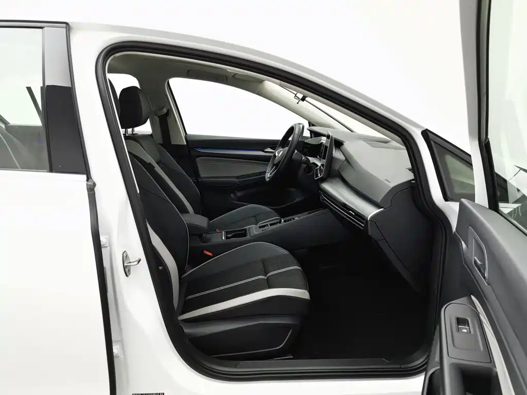 Volkswagen Golf — миниатюра 23