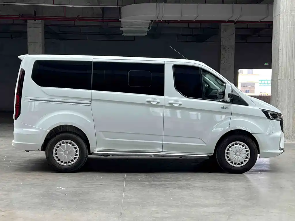 Ford Transit — миниатюра 4