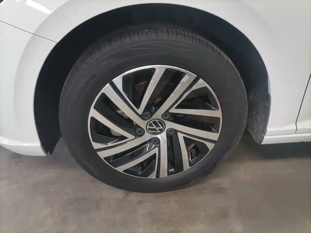 Volkswagen Lavida — миниатюра 23