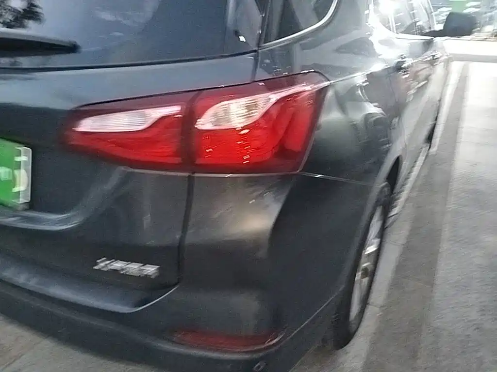Chevrolet Equinox — миниатюра 8