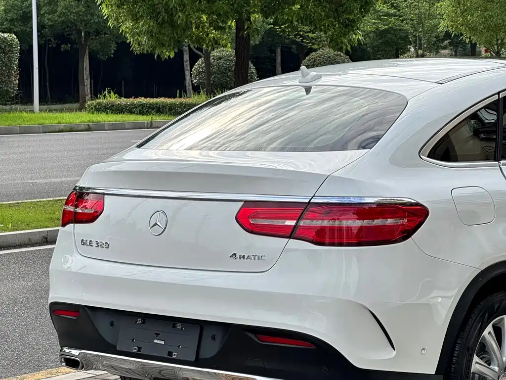 Mercedes-Benz GLE Coupe GLE 320 4MATIC Coupe SUV, фото 10