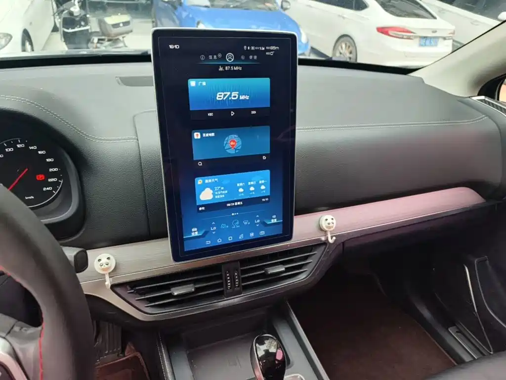 BYD Tang — миниатюра 13