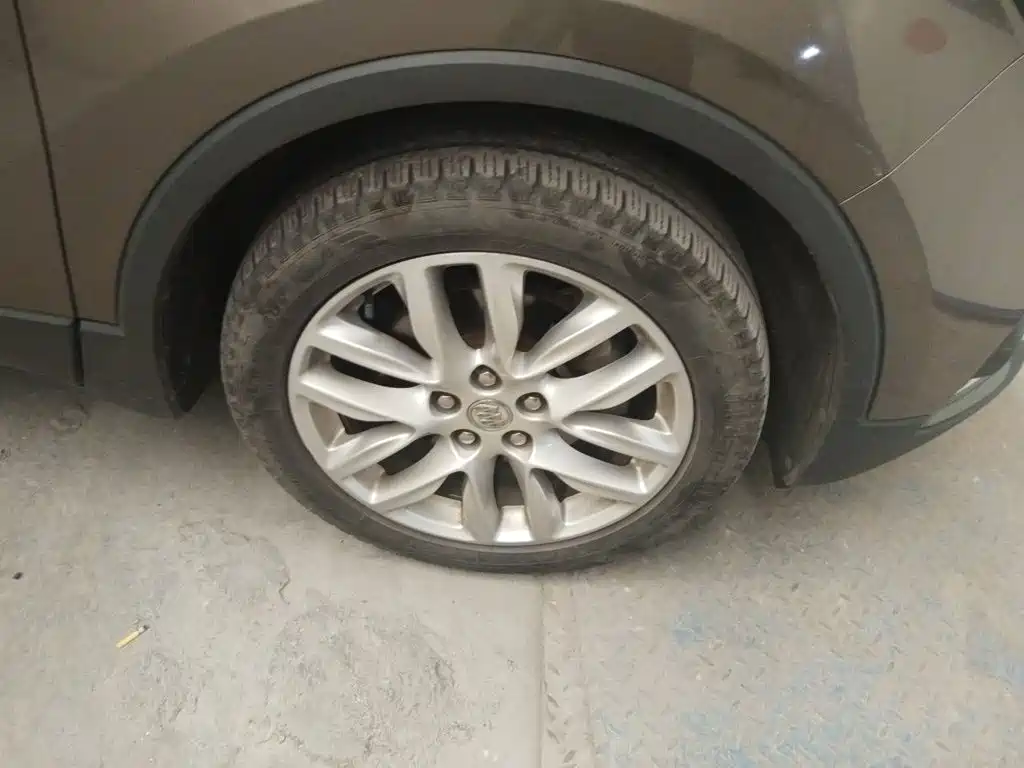 Buick Envision Plus — миниатюра 10