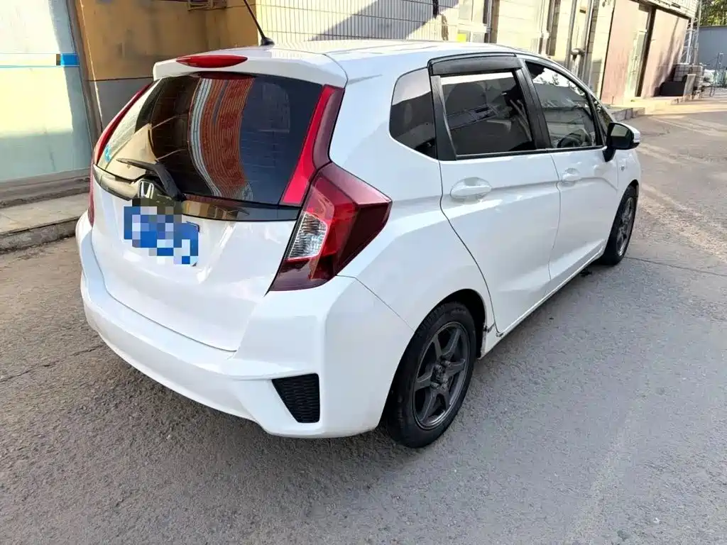 Honda Fit — миниатюра 4