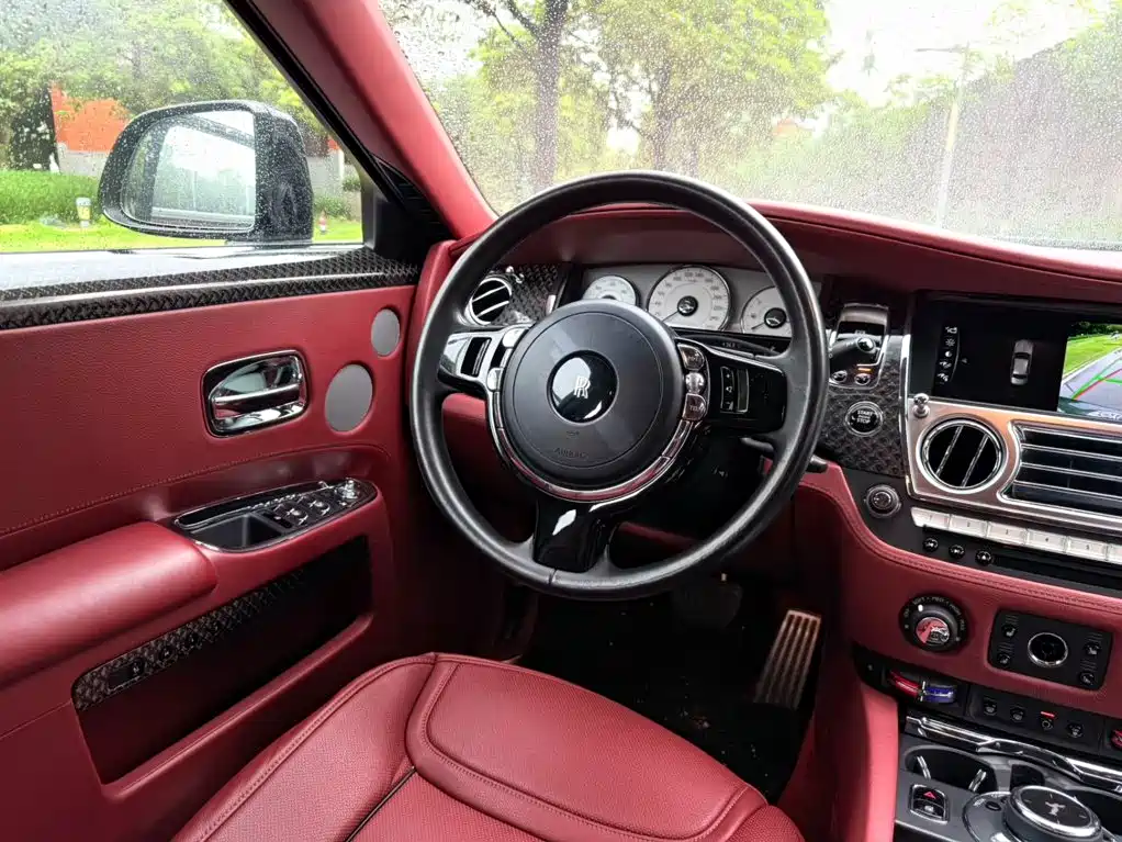 Rolls-Royce Ghost — миниатюра 8