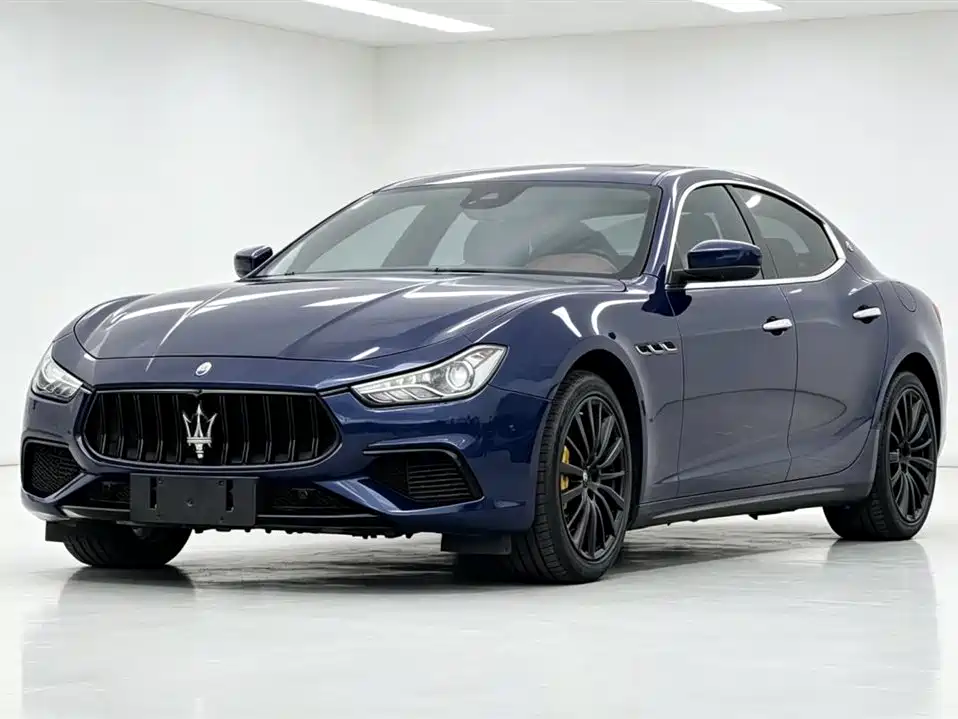 Купить Maserati Ghibli