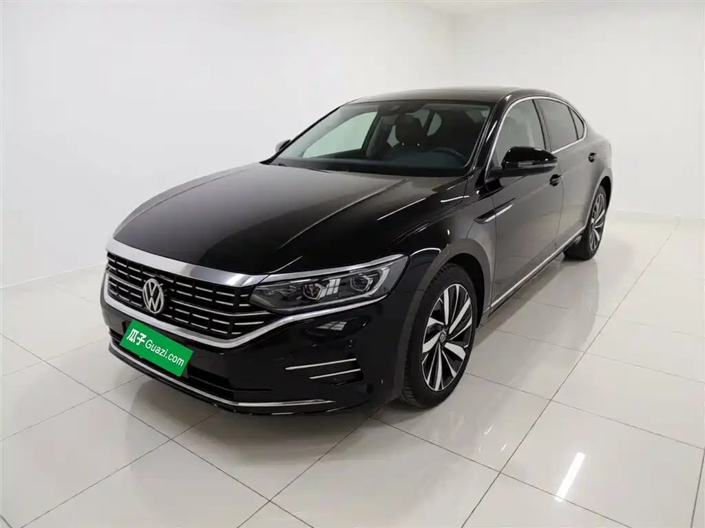 Volkswagen Passat 2023