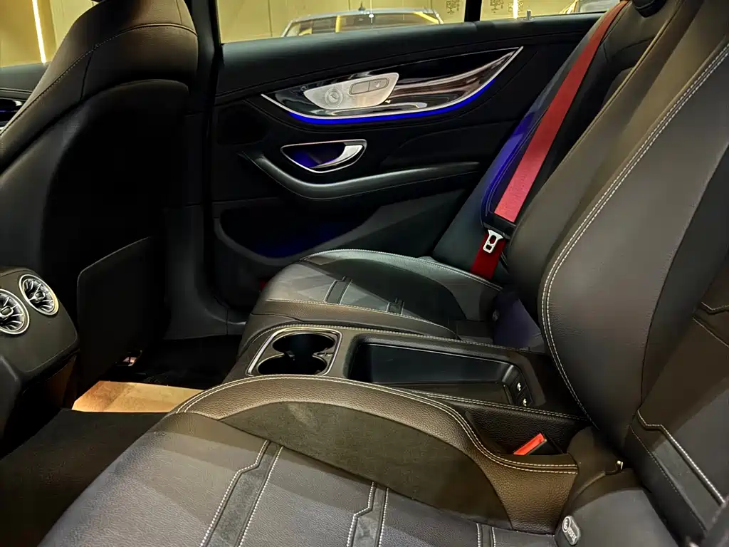 MERCEDES-BENZ AMG GT