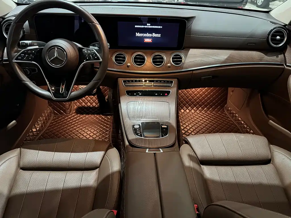 MERCEDES-BENZ E CLASS