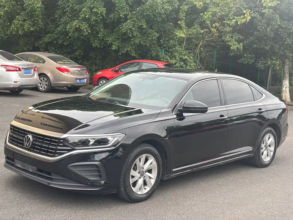 Volkswagen Passat 2022