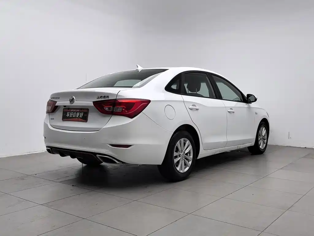 Buick Excelle — миниатюра 2