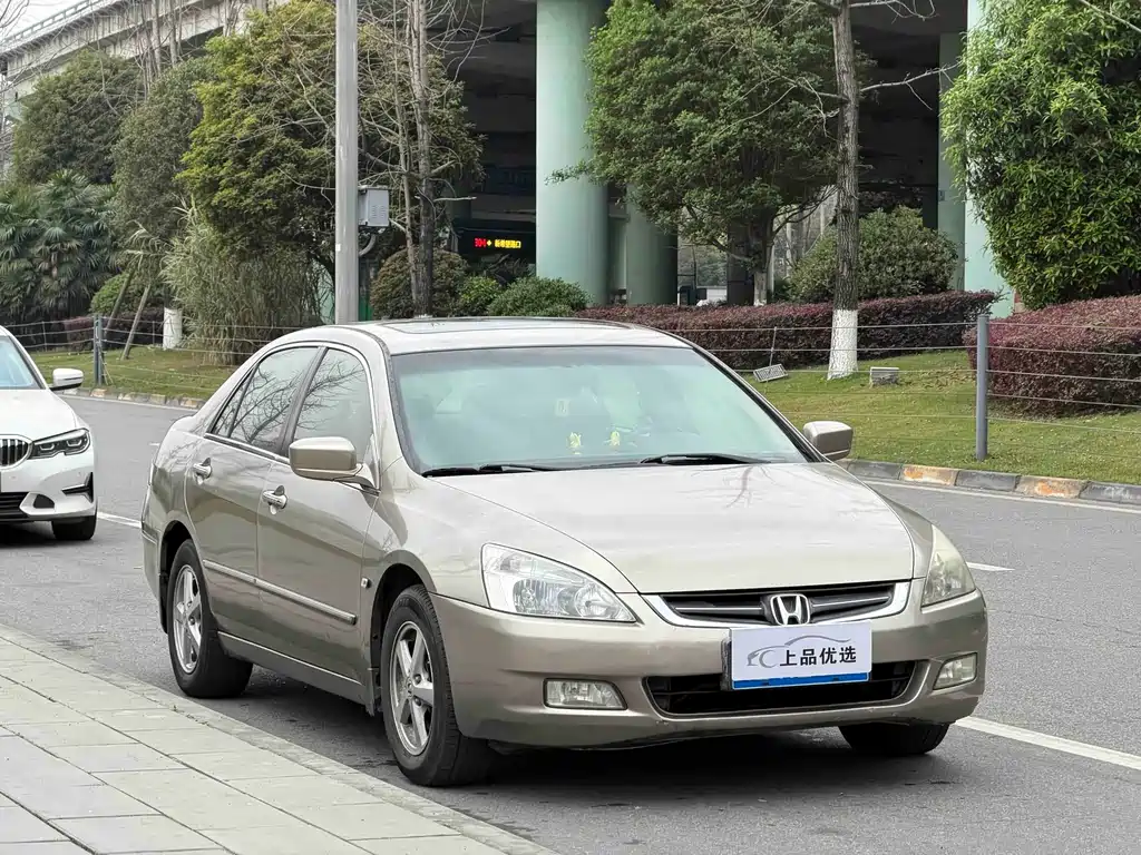 Honda Accord 2006 2.4L Luxury