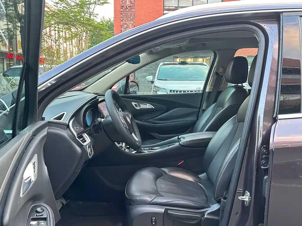 Buick Envision Plus — миниатюра 9