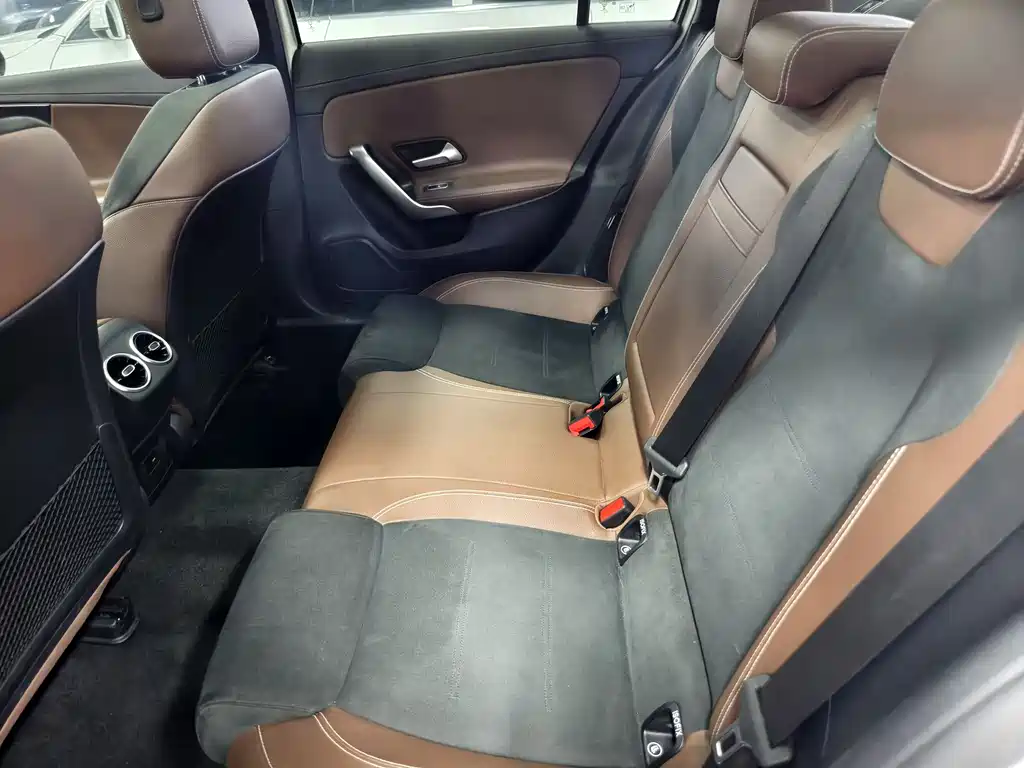 MERCEDES-BENZ A CLASS