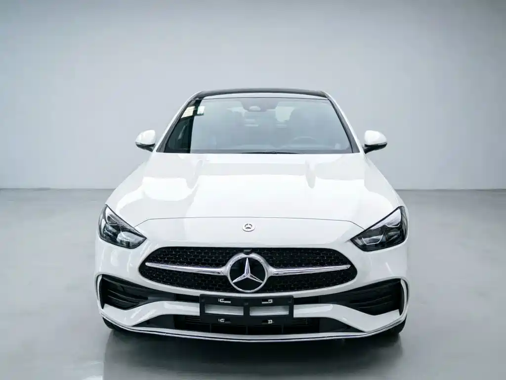 Mercedes-Benz C-Class — миниатюра 2