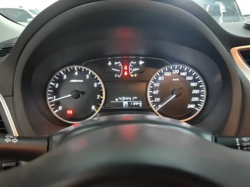 Nissan Sylphy — миниатюра 12