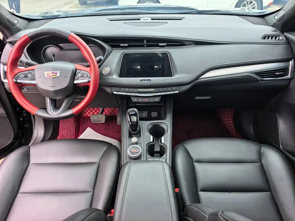 Cadillac XT4 — миниатюра 9