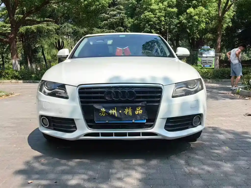 Audi A4L — миниатюра 2
