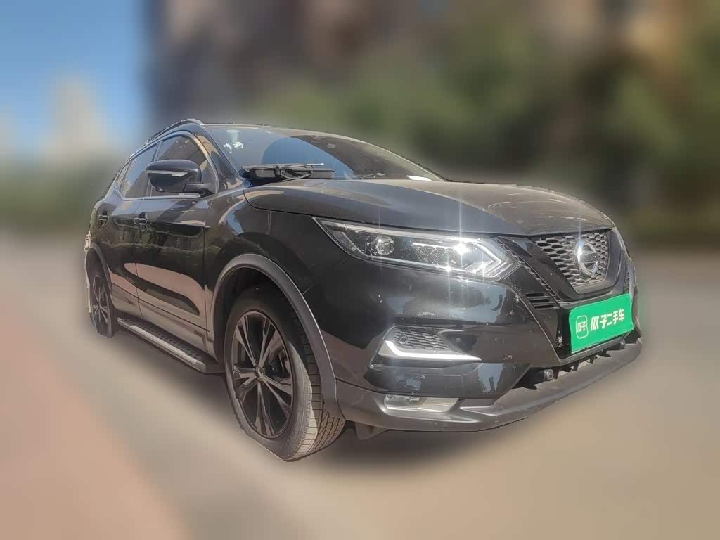 Nissan Qashqai 2.0 л 2022 г. Чёрный, пробег 36400 км