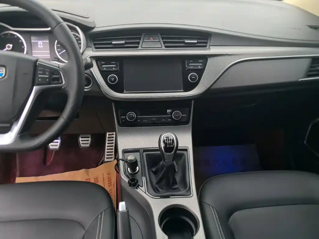 Geely Emgrand GS — миниатюра 13