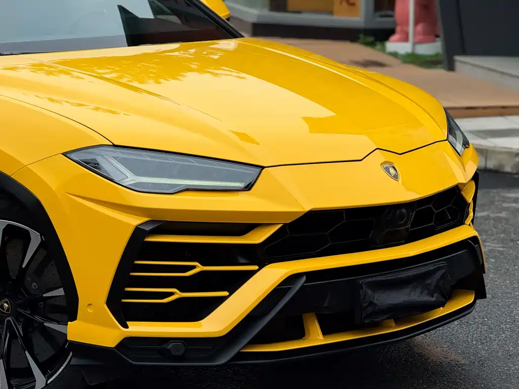 Lamborghini Urus — миниатюра 4