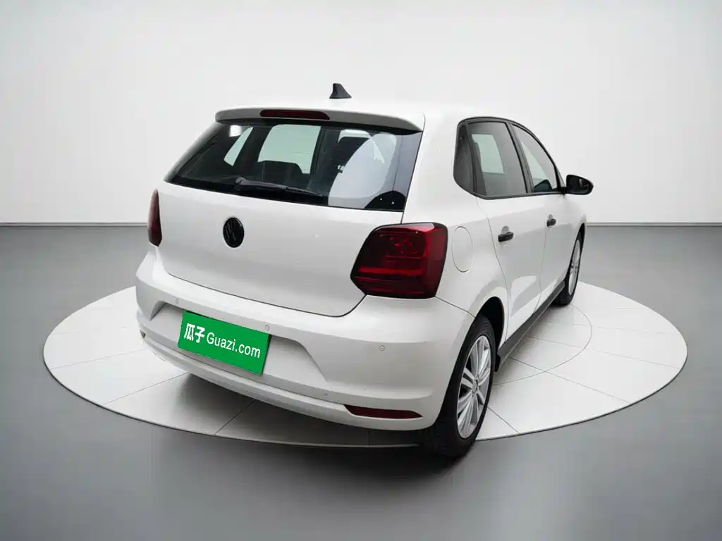 Volkswagen Polo — миниатюра 6