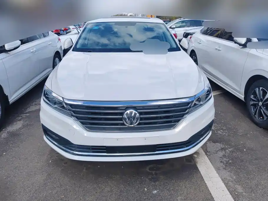 Volkswagen Lavida — миниатюра 2