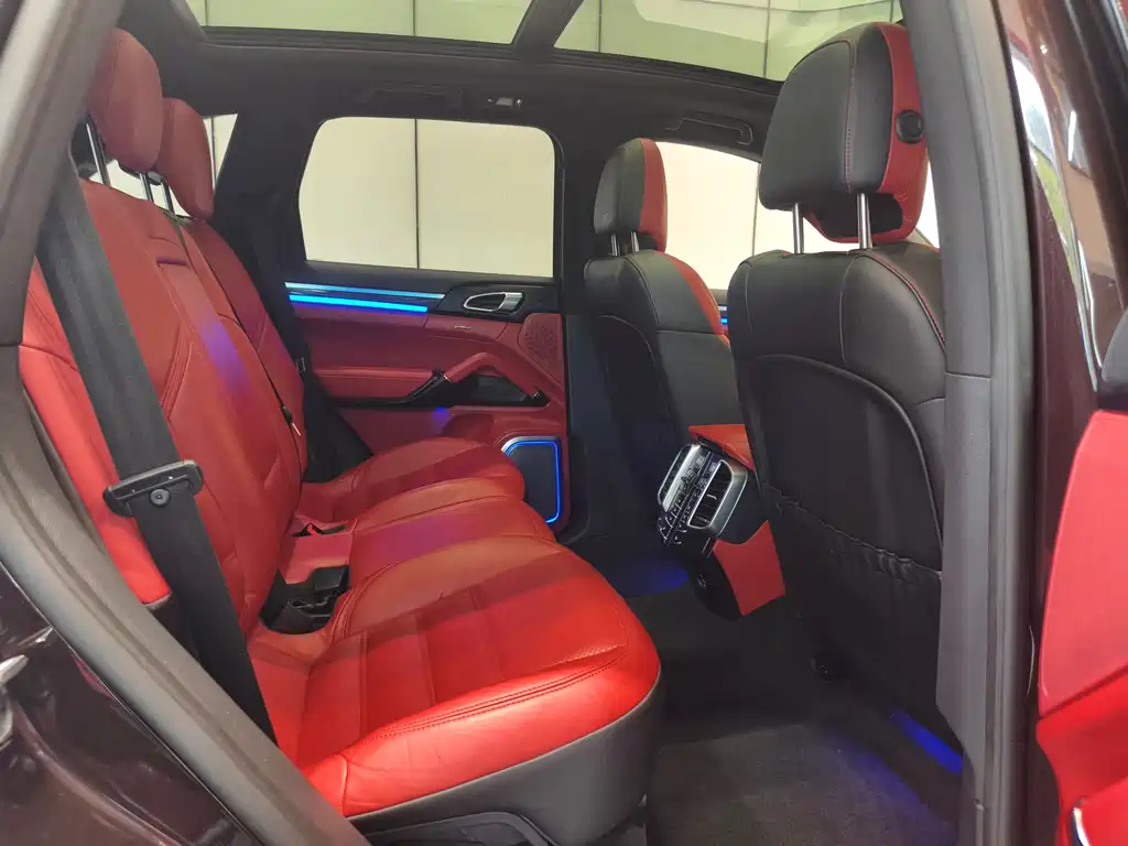 Porsche Cayenne 2016 Cayenne Platinum Edition 3.0T