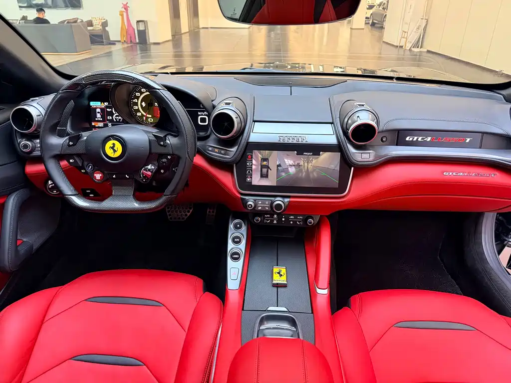 Ferrari GTC4Lusso — миниатюра 15