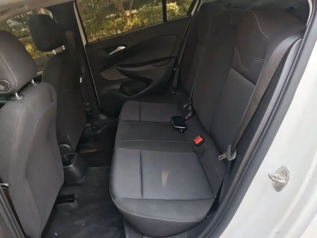 Buick Excelle — миниатюра 17