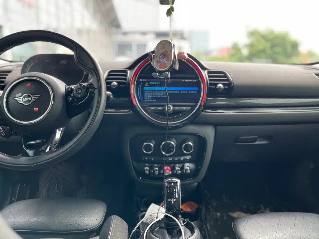 MINI Mini Clubman — миниатюра 9