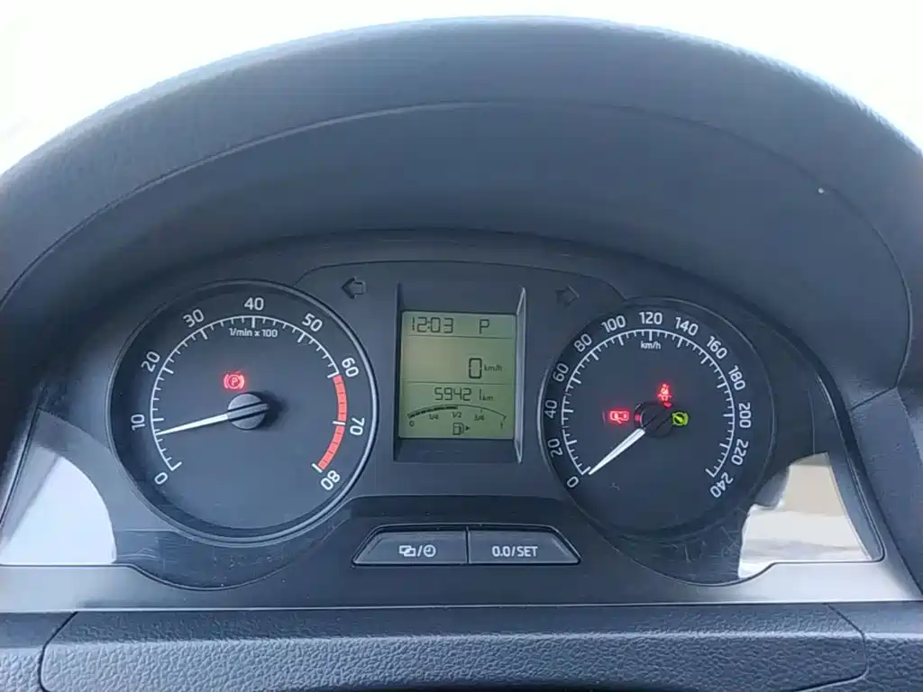 Skoda Rapid — миниатюра 12