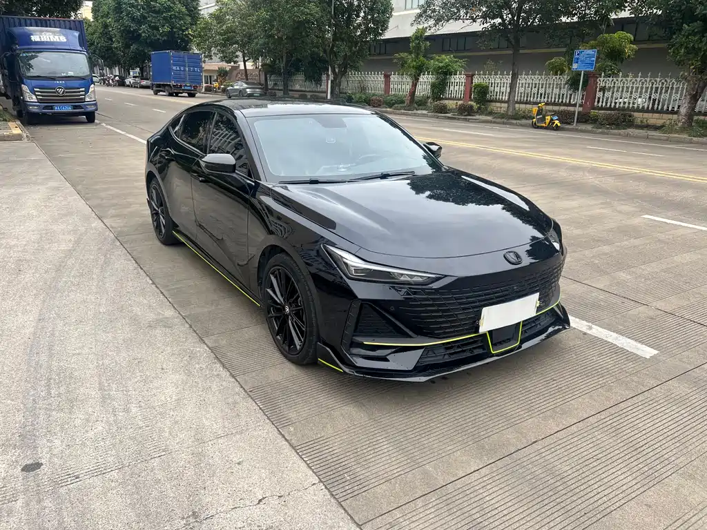 Changan UNI-V 2022