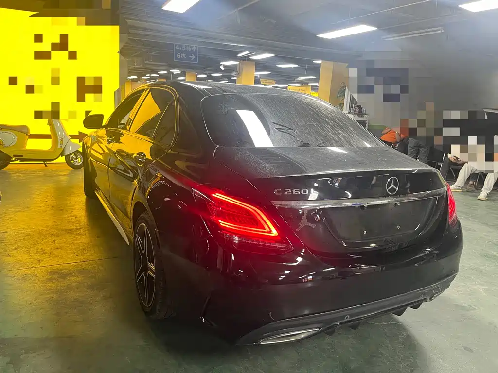 Mercedes-Benz C-Class — миниатюра 7